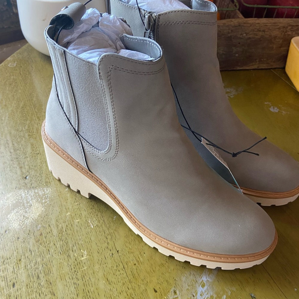 Maurice’s Boots